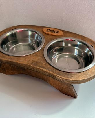 Porta ciotele per cani