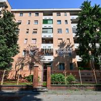 3 LOCALI COMPLETAMENTE RISTRUTTURATO