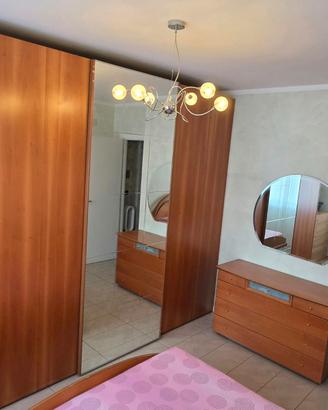 CAMERA DA LETTO  IN LEGNO