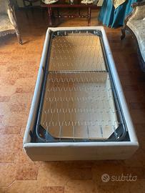 N.2 sommier uno con cassetti, l'altro estraibile