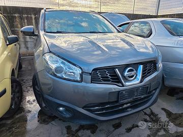Nissan Quashqai anno 2013 per ricambi 1.5dci 110cv