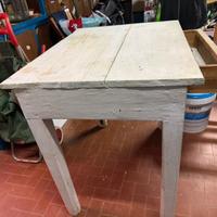 Tavolo rustico