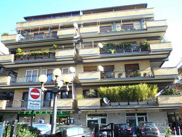 Appartamento Roma [Cod. rif 3215916VRG] (Cassia)