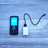 Brondi Dual Sim piú caricatore