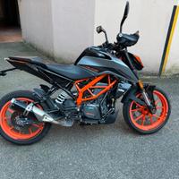 KTM 390 Duke - 2022