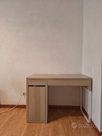 Scrivania Ikea Micke 