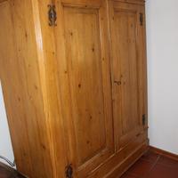 armadio in legno
