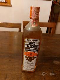Bottiglia di Whiskey Old Bushmills Irish anni 70