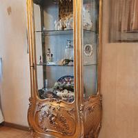 Mobile vetrina intagliato foglia oro