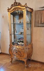 Mobile vetrina intagliato foglia oro