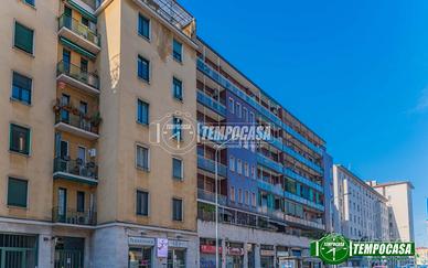 TRILOCALE CON BALCONE