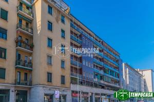 TRILOCALE CON BALCONE