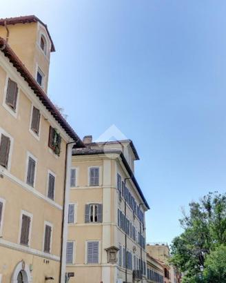 MONOLOCALE A ROMA
