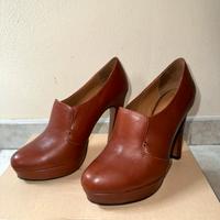 Scarpe in pelle con tacco Lola Cruz