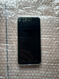 ASUS ZenFone Selfie ZD551KL