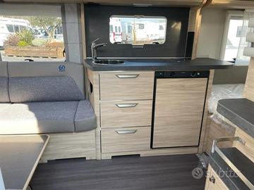 KNAUS KNAUS SUDWIND 450 FU 60 YEARS