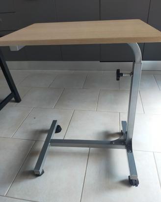 Tavolino multifunzione con ruote