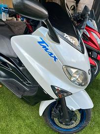 Tmax 500 anno 2005 bianco perla