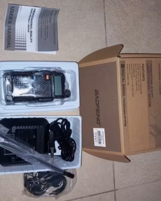 5 radio ricetrasmittenti portatili VHF/UHF