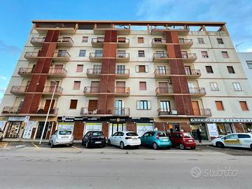 Alghero AMPIO PENTAVANO LUMINOSO