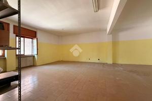 MAGAZZINO A SERRAVALLE SCRIVIA