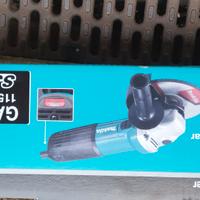 Smerigliatrice angolare Makita