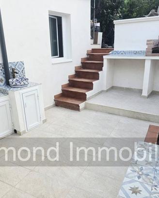 Casa singola con cortile a Torre Archirafi-Riposto
