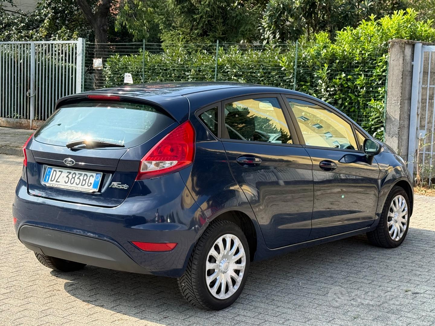 Ford Fiesta 2009 photo 4