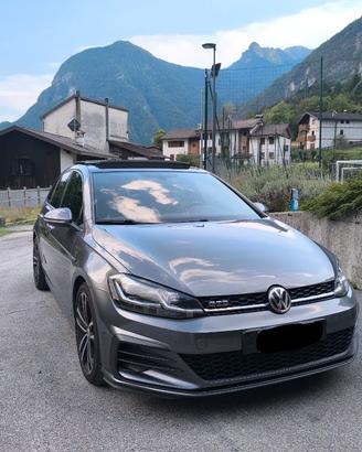 Volkswagen Golf GTD 7.5 2.0 TDI DSG 184 CV