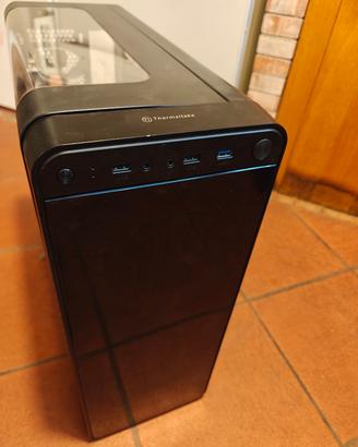Case PC Thermaltake + Alimentatore Corsair TX650W