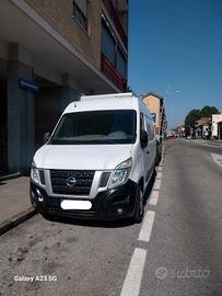 Nissan NV400