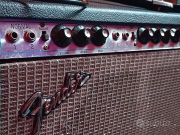 FENDER SUPER REVERB - 1975 - SILVERFACE 