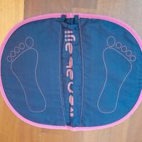 Poggiapiedi per piscina