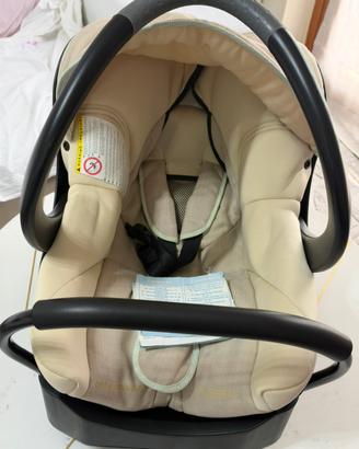Ovetto Bébé Confort Creatis.fix + Base Auto