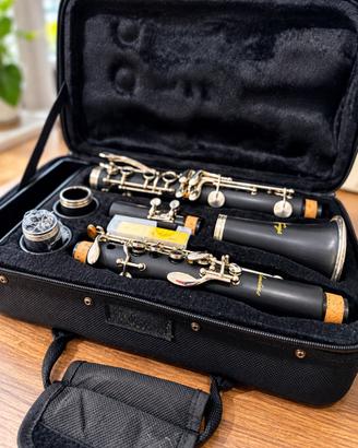 Clarinetto Amadeus CL417, custodia e accessori,