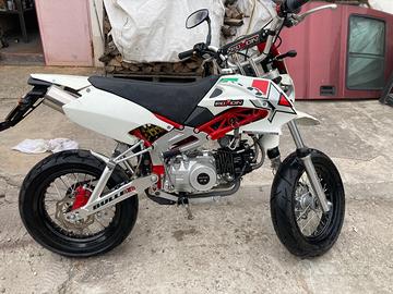 Pit bike 125