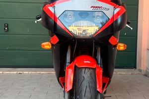 Aprilia rsv 1000 FMI