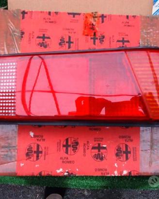 ALFA 33 : FANALE FANALINO POSTERIORE NUOVO