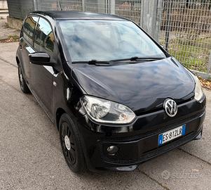Volkswagen Up 1.0 benzina Ideale per neopatentati
