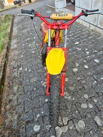 Mini cross 