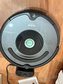 Robot aspirapolvere Roomba 676