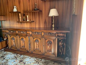 mobili soggiorno: credenza+vetrina+tavolo e sedie