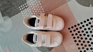  Scarpe Adidas bambino n.23