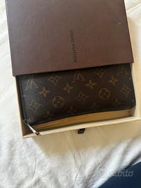 Portafoglio zippy Louis Vouitton cerniera rotta