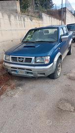 nissan navara anno 2000