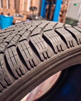 2 gomme termiche Pirelli 225/45 R17