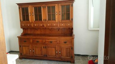 Mobile usato cristalliera vetrina stile antico