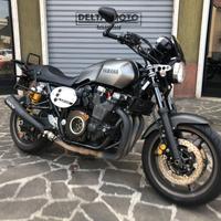 Yamaha XJR 1300