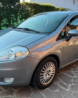 GRANDE PUNTO 1.3 JTD ANNO 2007 km 199.000 NEOPATEN