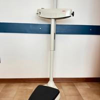 Bilancia professionale Seca con altimetro